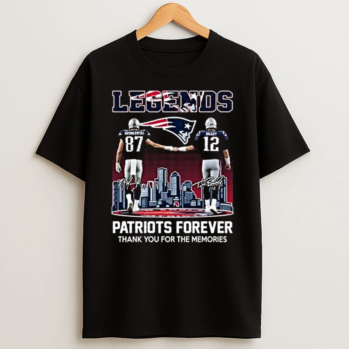 Gronkowski And Brady Legends New England Patriots Forever Thank You For The Memories Signatures 2025 Shirts