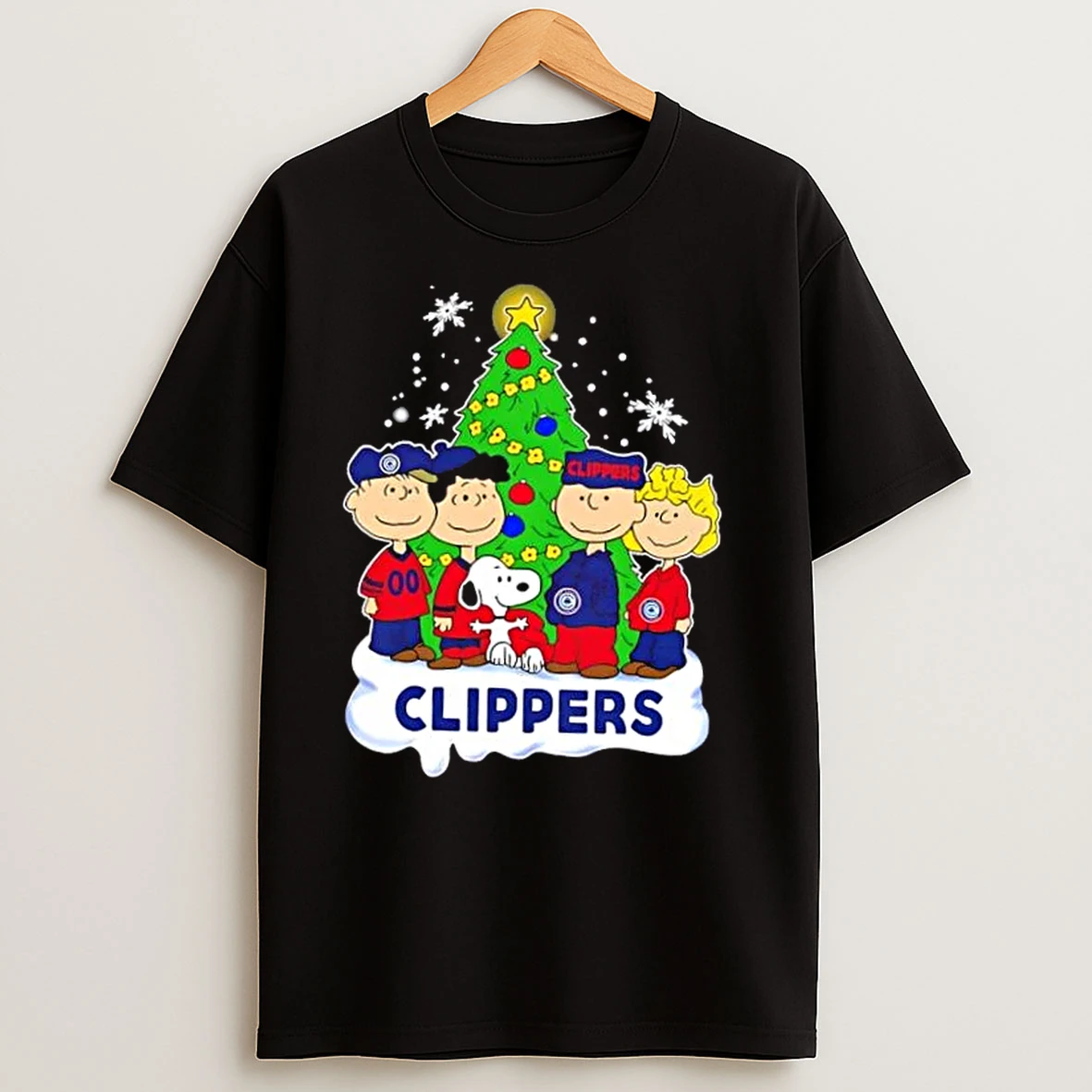 Los Angeles Clippers X Peanuts Snoopy And Friends Christmas Tree T Shirts