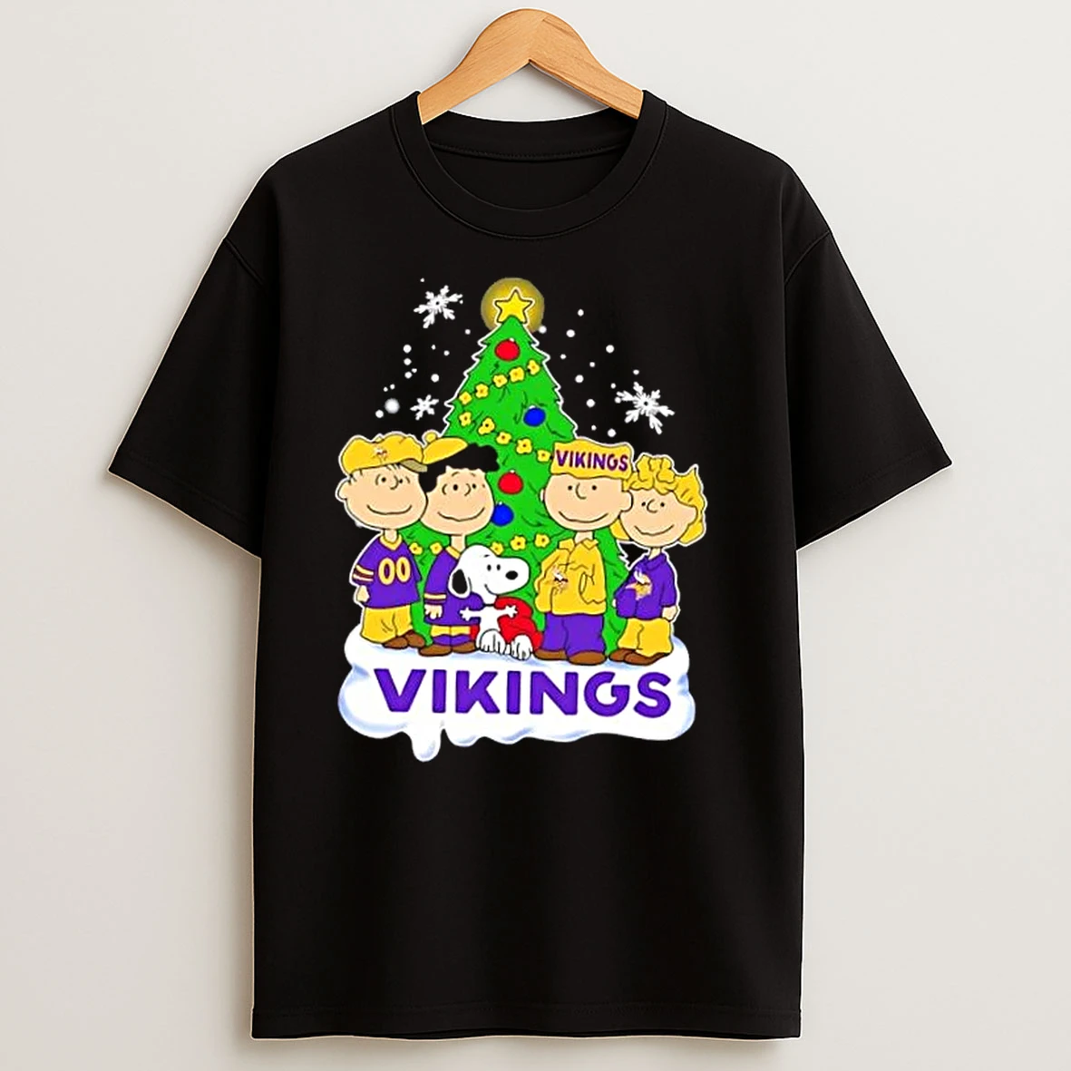 Minnesota Vikings X Peanuts Snoopy And Friends Christmas Tree T Shirts