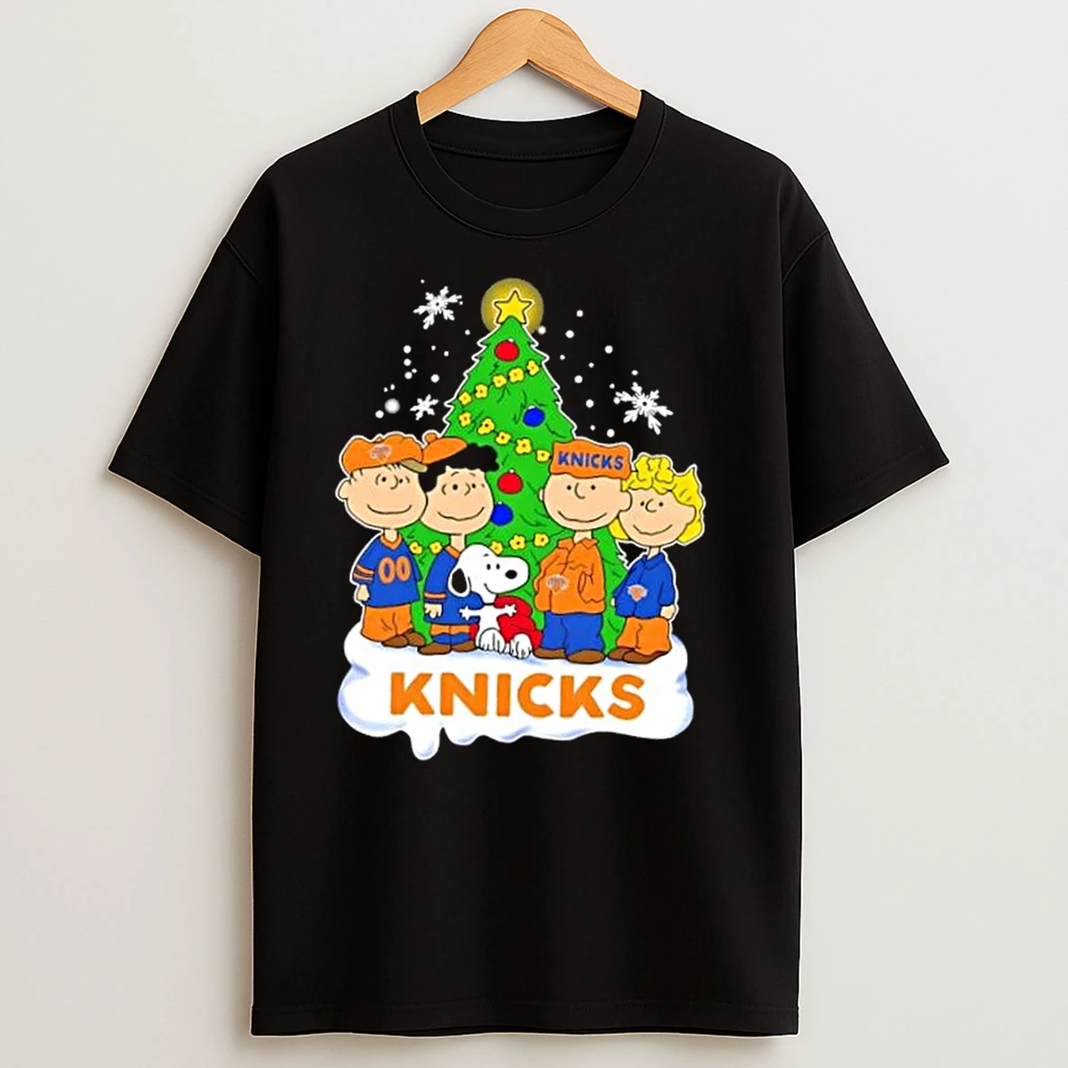 New York Knicks X Peanuts Snoopy And Friends Christmas Tree T Shirts