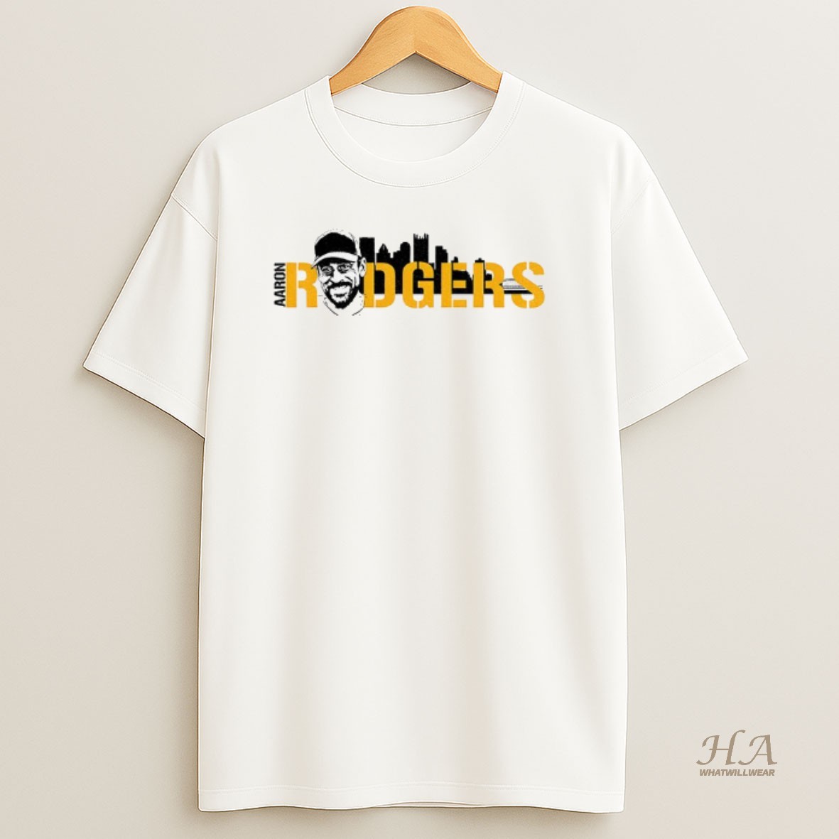 Official Aaron Rodgers Big Head Pittsburgh Steelers Football City Skyline Nfl 2025 T Shirt