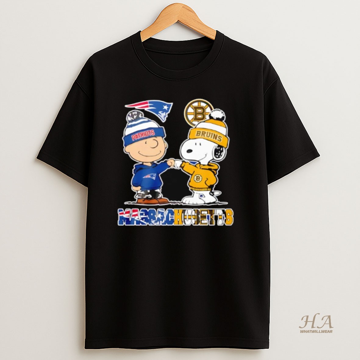 Official Boston Bruins And New England Patriots Snoopy Charlie Brown T Shirt