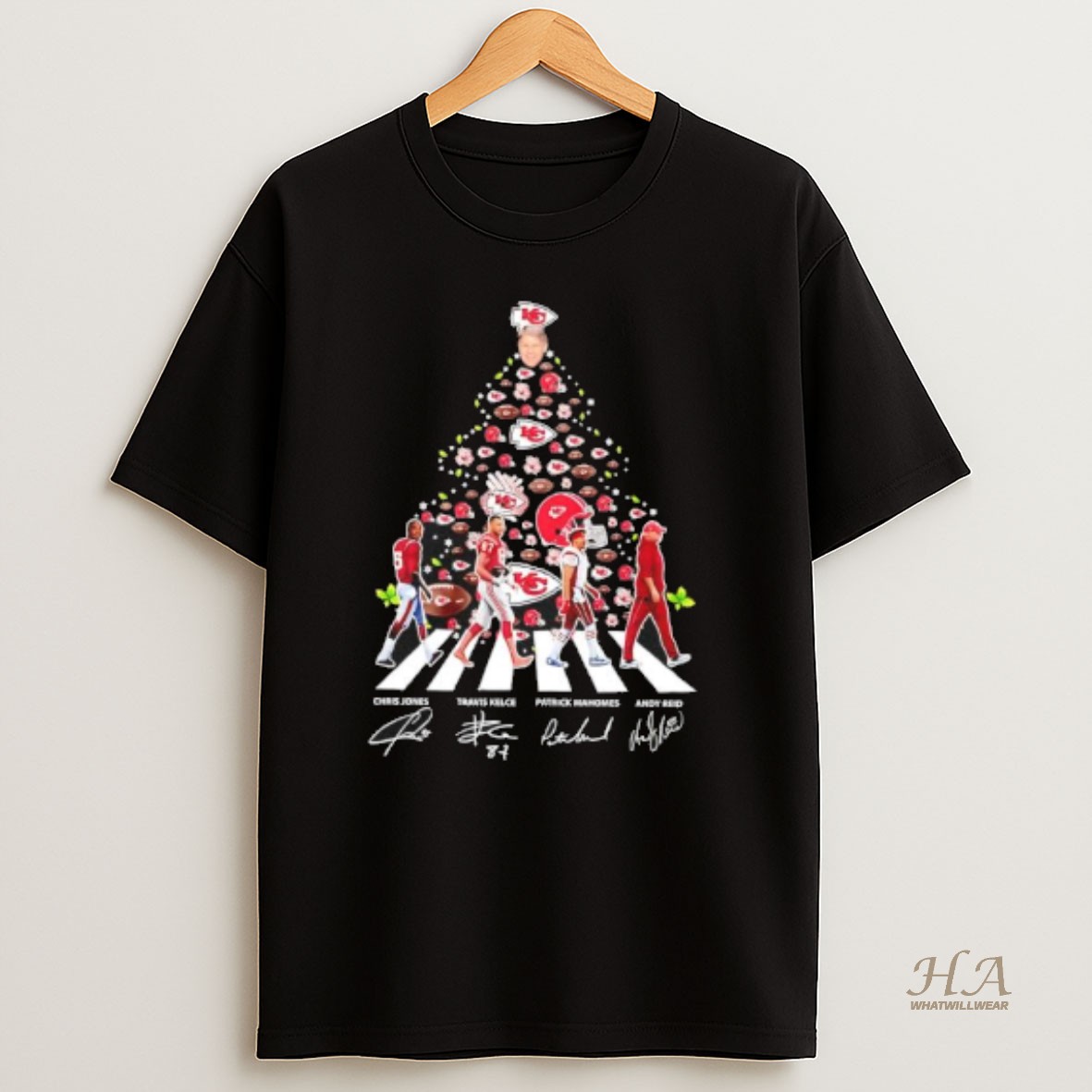 Official Chris Jones Travis Kelce Patrick Mahomes And Andy Reid Chiefs Christmas Tree T Shirt