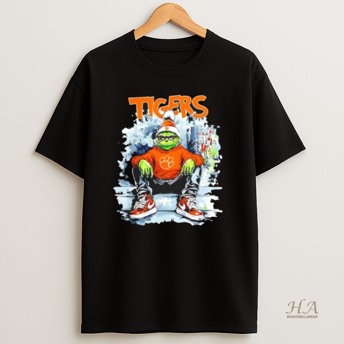 Official Clemson Tigers Grinch Ready For The Christmas 2025 T Shirt