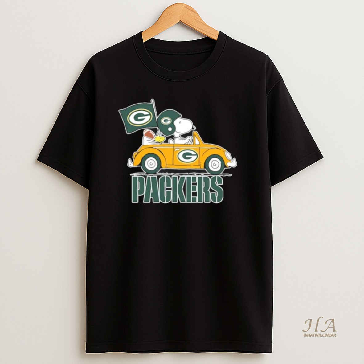 Official Green Bay Packers Football X Snoopy Drive Car T Shirt