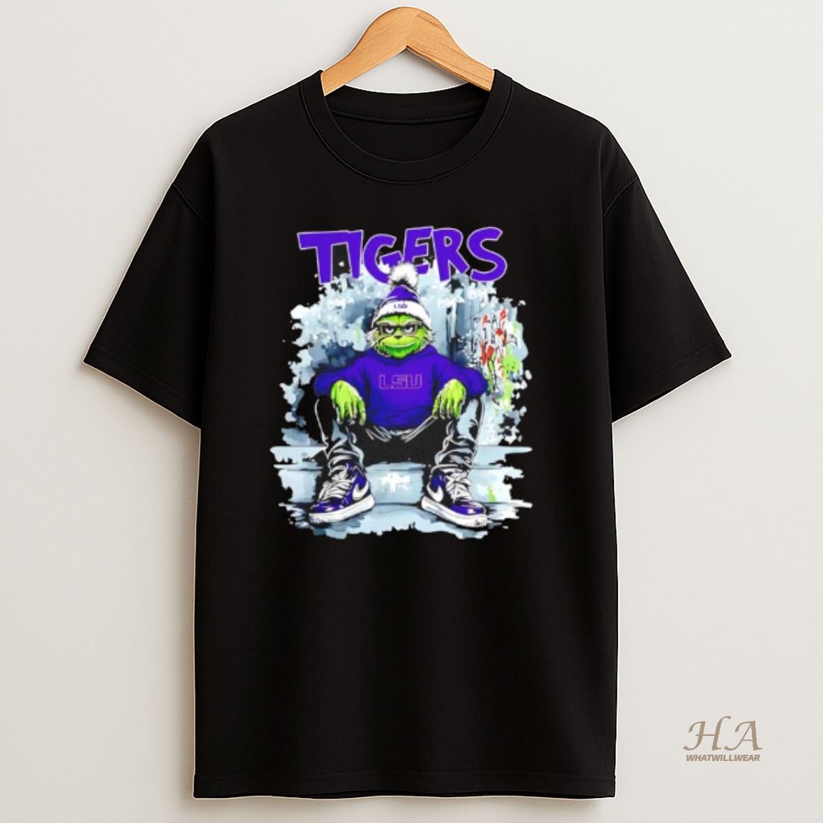 Official Lsu Tigers Grinch Ready For The Christmas 2025 T Shirt