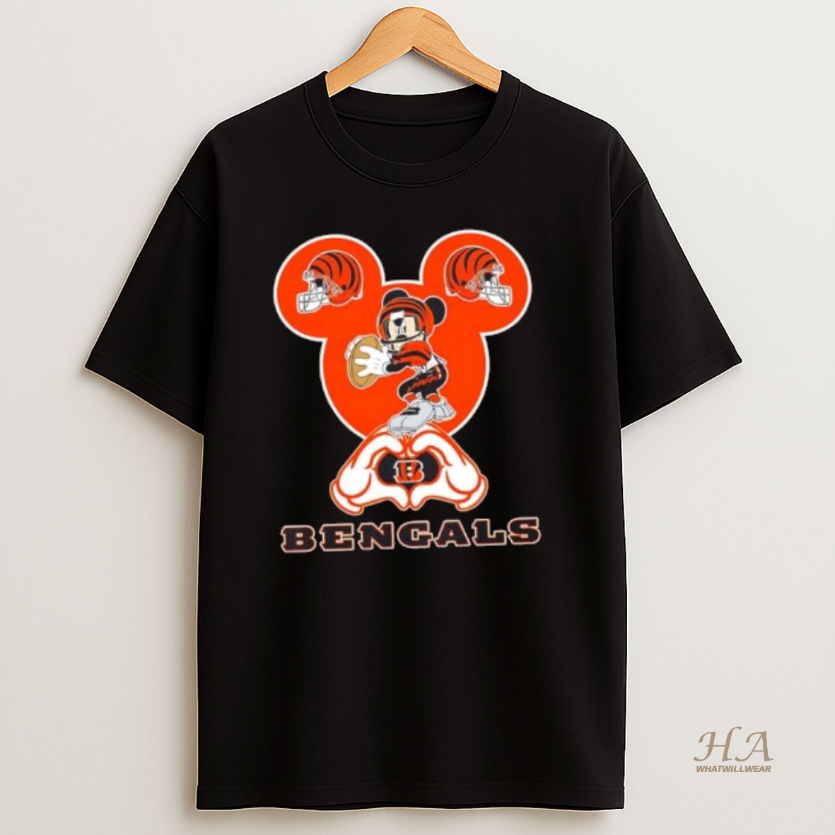 Official Mickey Hands Heart Cincinnati Bengals Football T Shirt