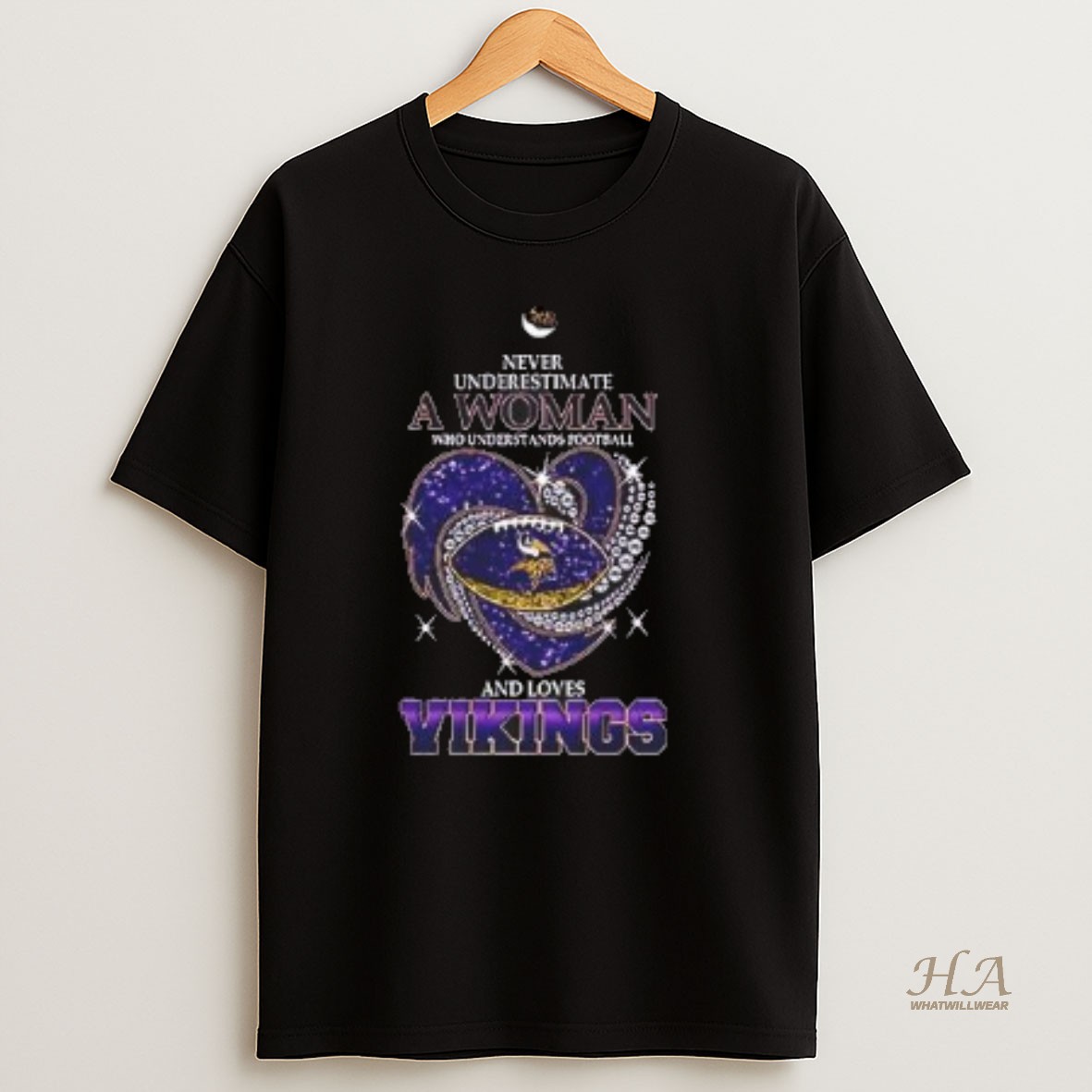 Official Never Underestimate A Woman Who Understands Football And Loves Minnesota Vikings Style T Shirt