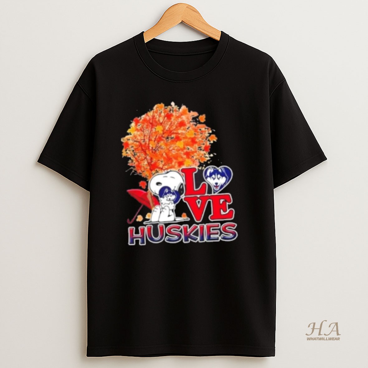 Official Peanuts Snoopy Hug Heart I Love Connecticut Huskies T Shirt