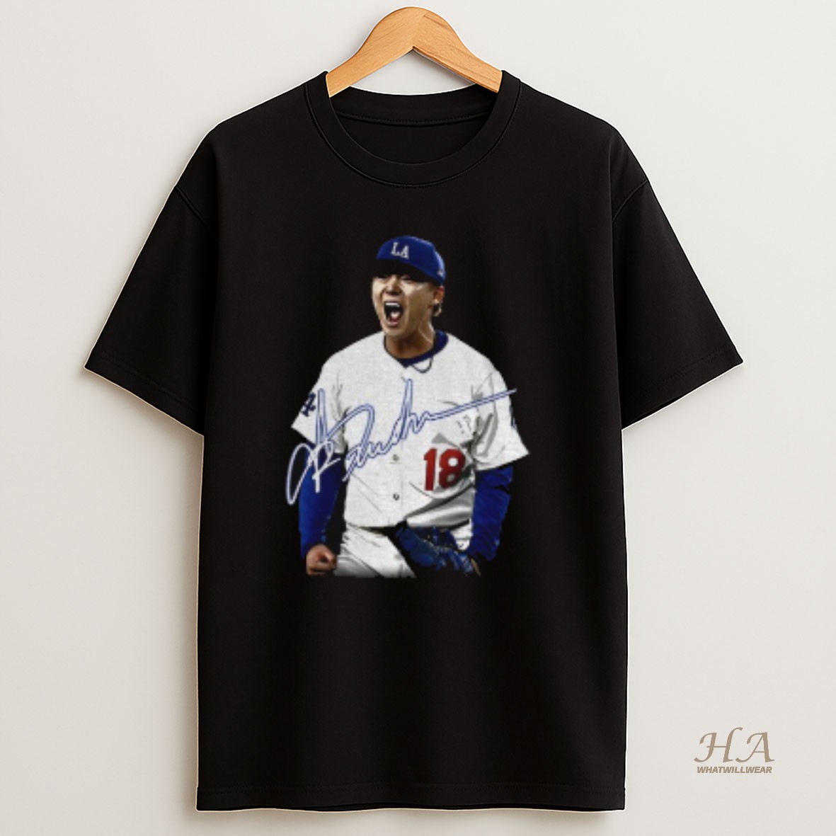 Official Yoshinobu Yamamoto 18 Los Angeles Dodgers Mvp Baseball World Series 2025 Signature T Shirt