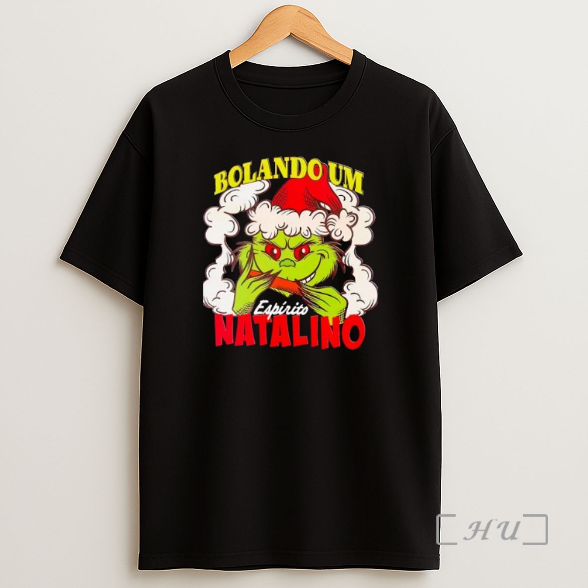 Officials Camiseta Grinch Bolando Um Espirito Natalino Premium Shirt Sweatshirt Tee