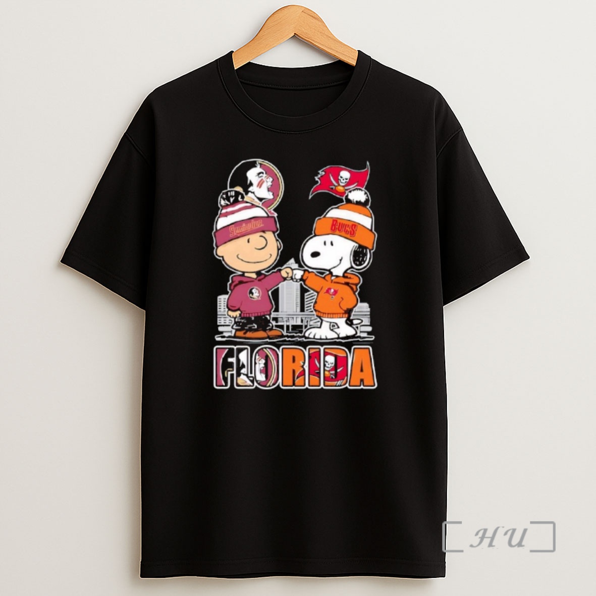 Officials Charlie Brown Snoopy Wearing Florida State Seminoles Tampa Bay Buccaneers Apparel Premium Shirt Sweatshirt Tee