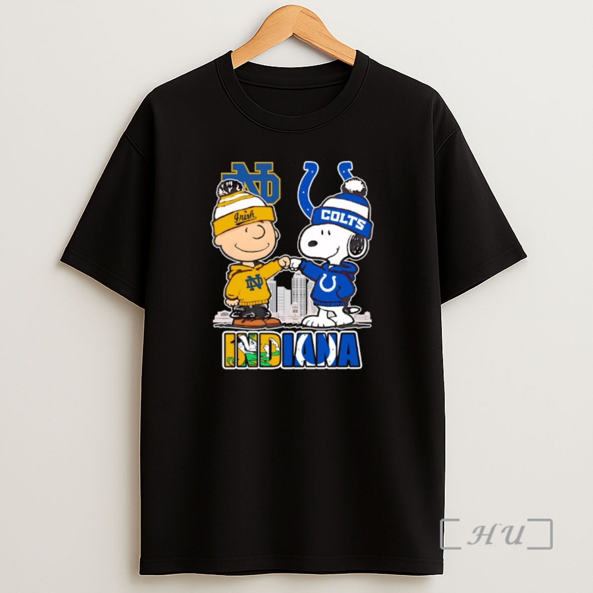 Officials Charlie Brown Snoopy Wearing Notre Dame Fighting Irish Indianapolis Colts Apparel Premium Shirt Sweatshirt Tee