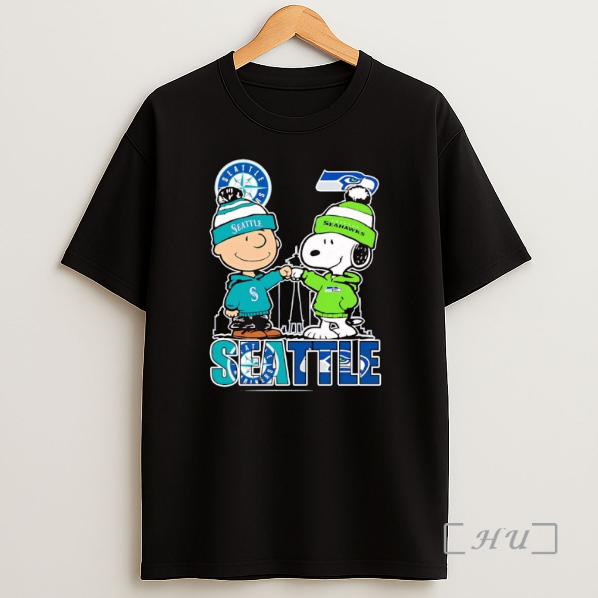 Officials Charlie Brown Snoopy Wearing Seattle Seahawks Seattle Mariners Apparel Premium Shirt Sweatshirt Tee