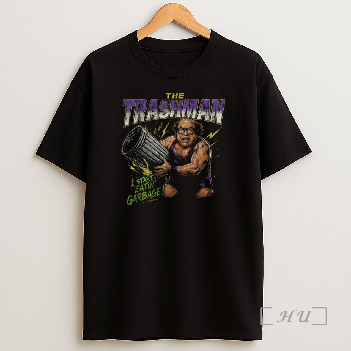 Officials Danny Devito The Trashman I Start Eatin Garbage Vintage Premium Shirt Sweatshirt Tee