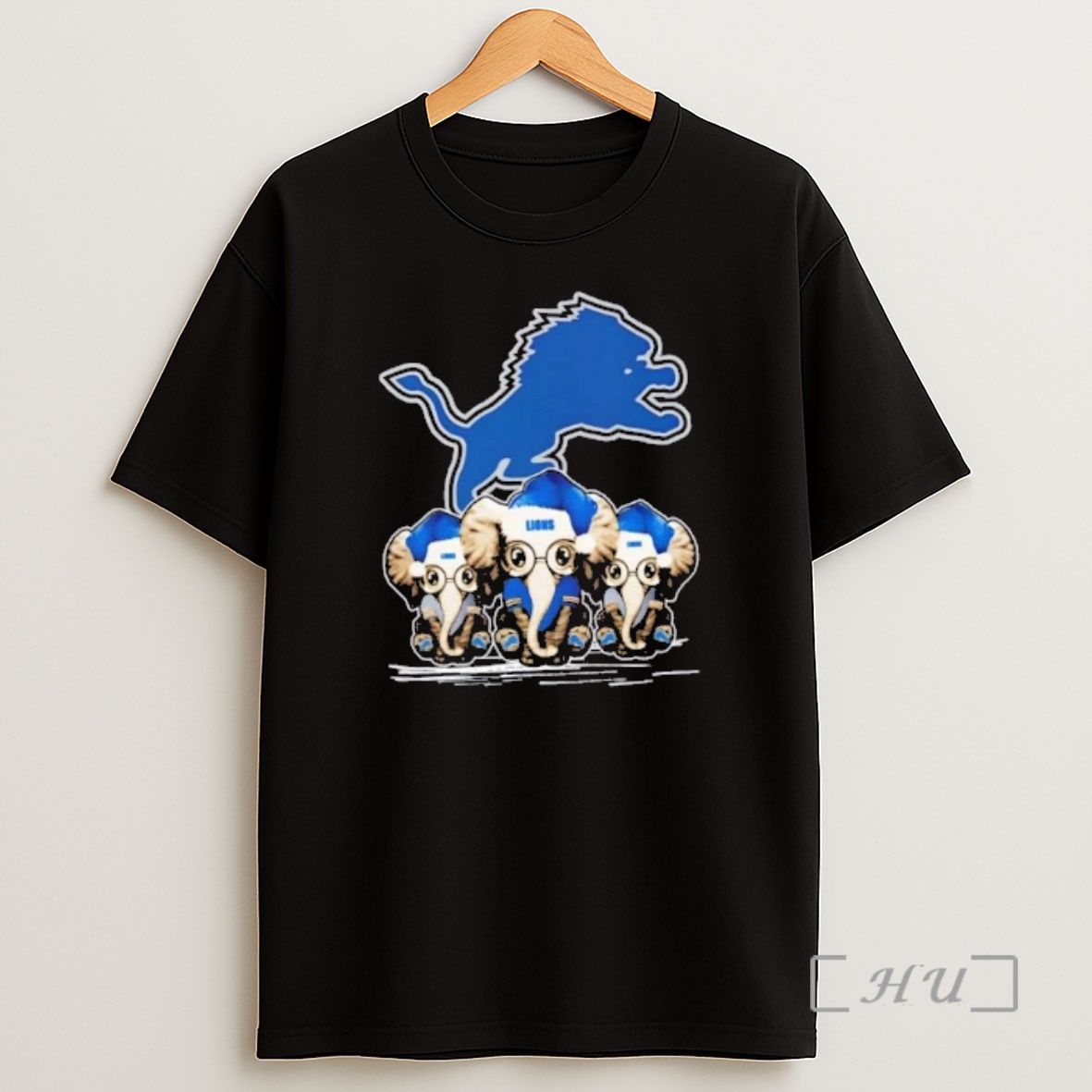 Officials Detroit Lions X Elephants Santa Hat Merry Christmas Premium Shirt Sweatshirt Tee