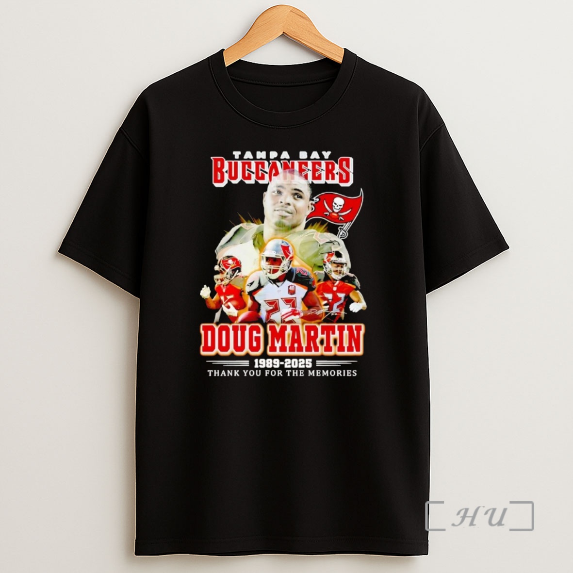 Officials Doug Martin 1989 2025 Tampa Bay Buccaneers Thank You For The Memories Premium Shirt Sweatshirt Tee