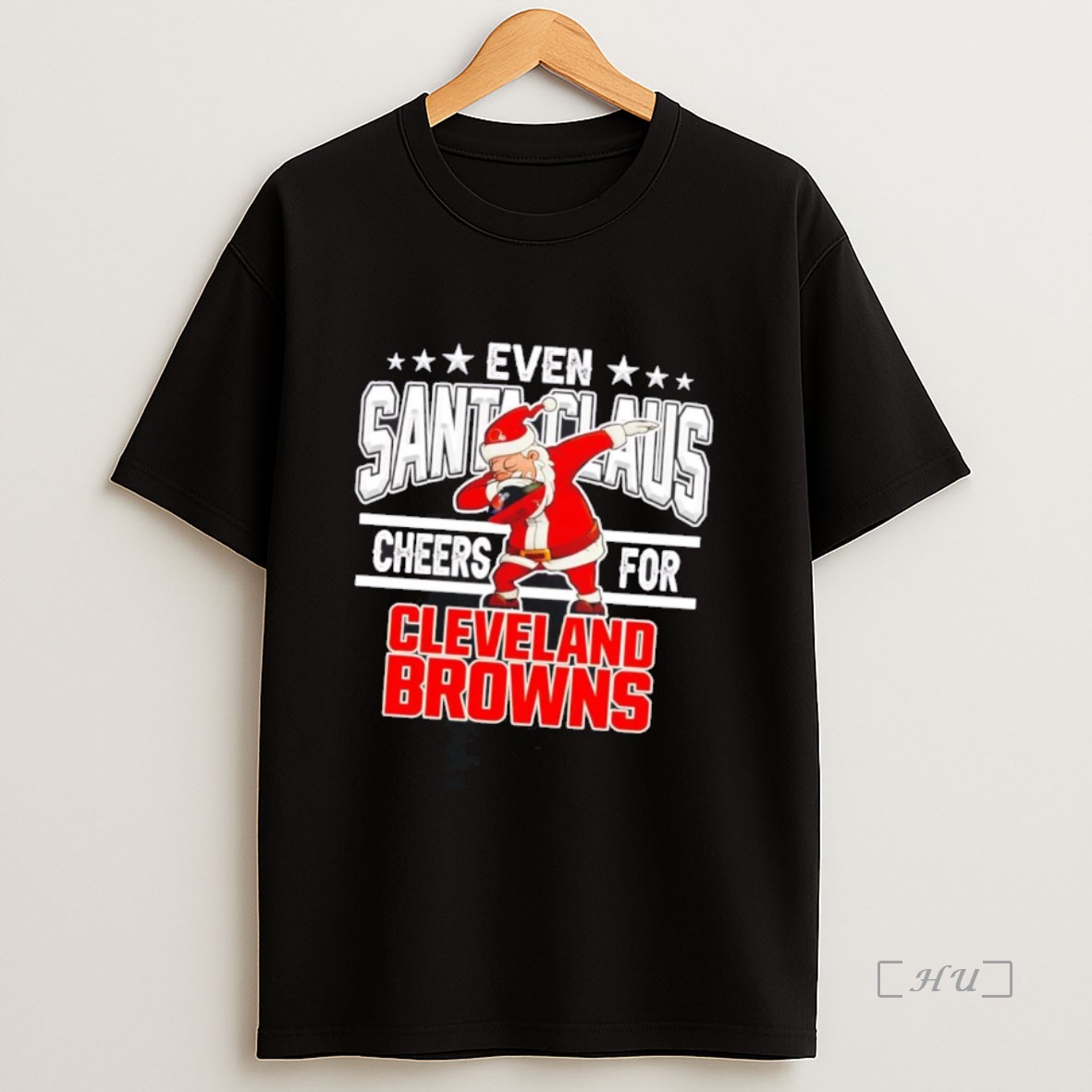 Officials Even Santa Claus Cheers For Cleveland Browns Christmas Premium Shirt Sweatshirt Tee