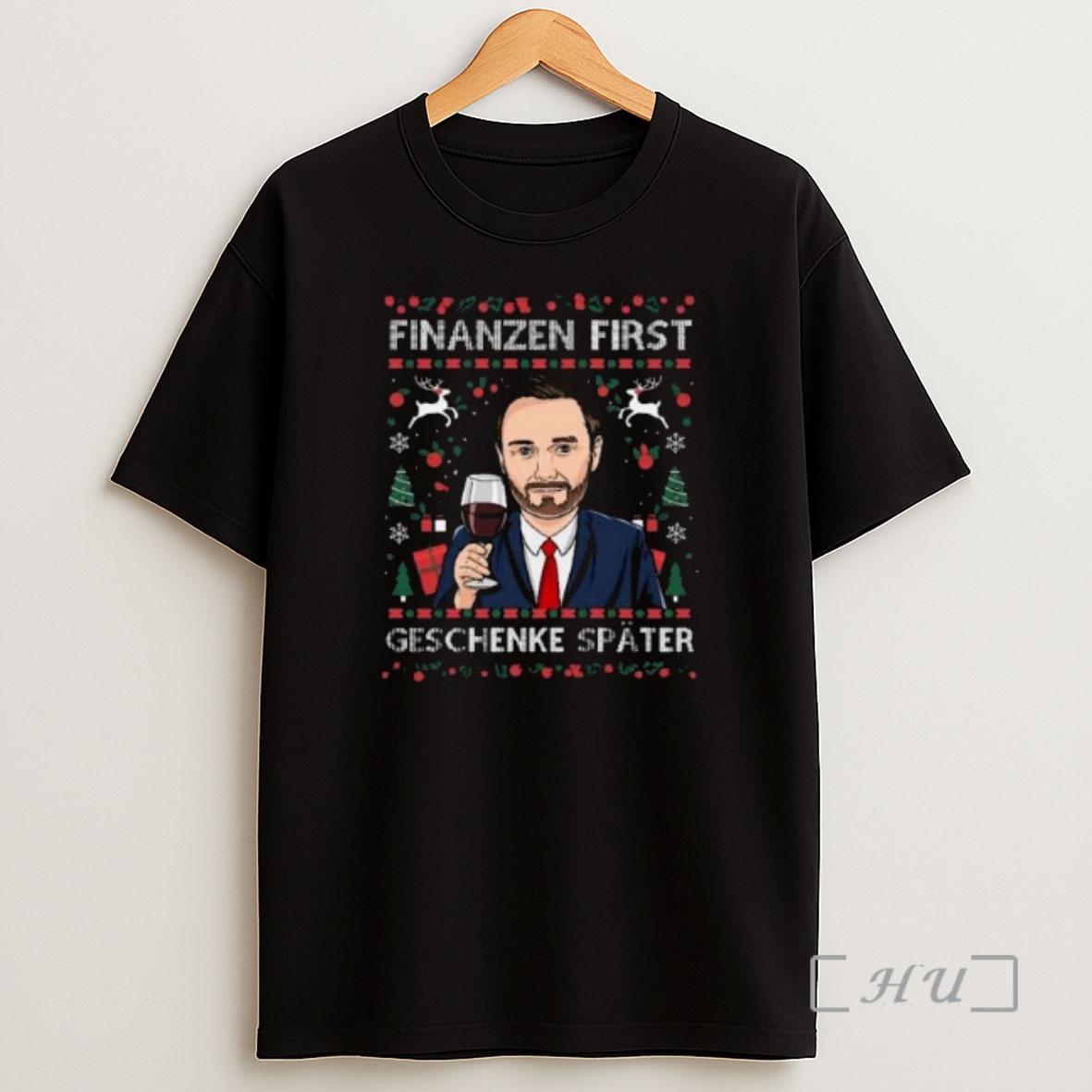 Officials Finanzen First Geschenke Spater Ugly Christmas Circle Black Premium Shirt Sweatshirt Tee