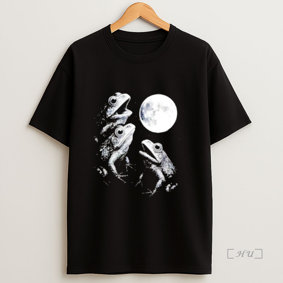 Officials Frogs Howling To Moon Premium Shirt Sweatshirt Tee
