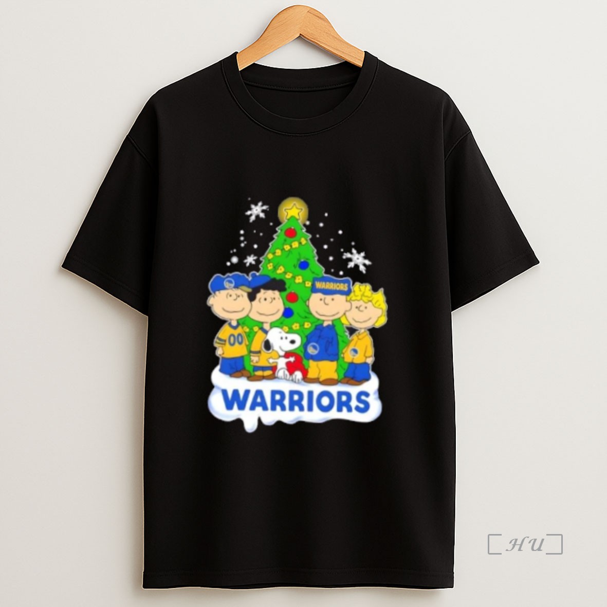 Officials Golden State Warriors X Peanuts Snoopy And Friends Christmas Tree Premium Shirt Sweatshirt Tee