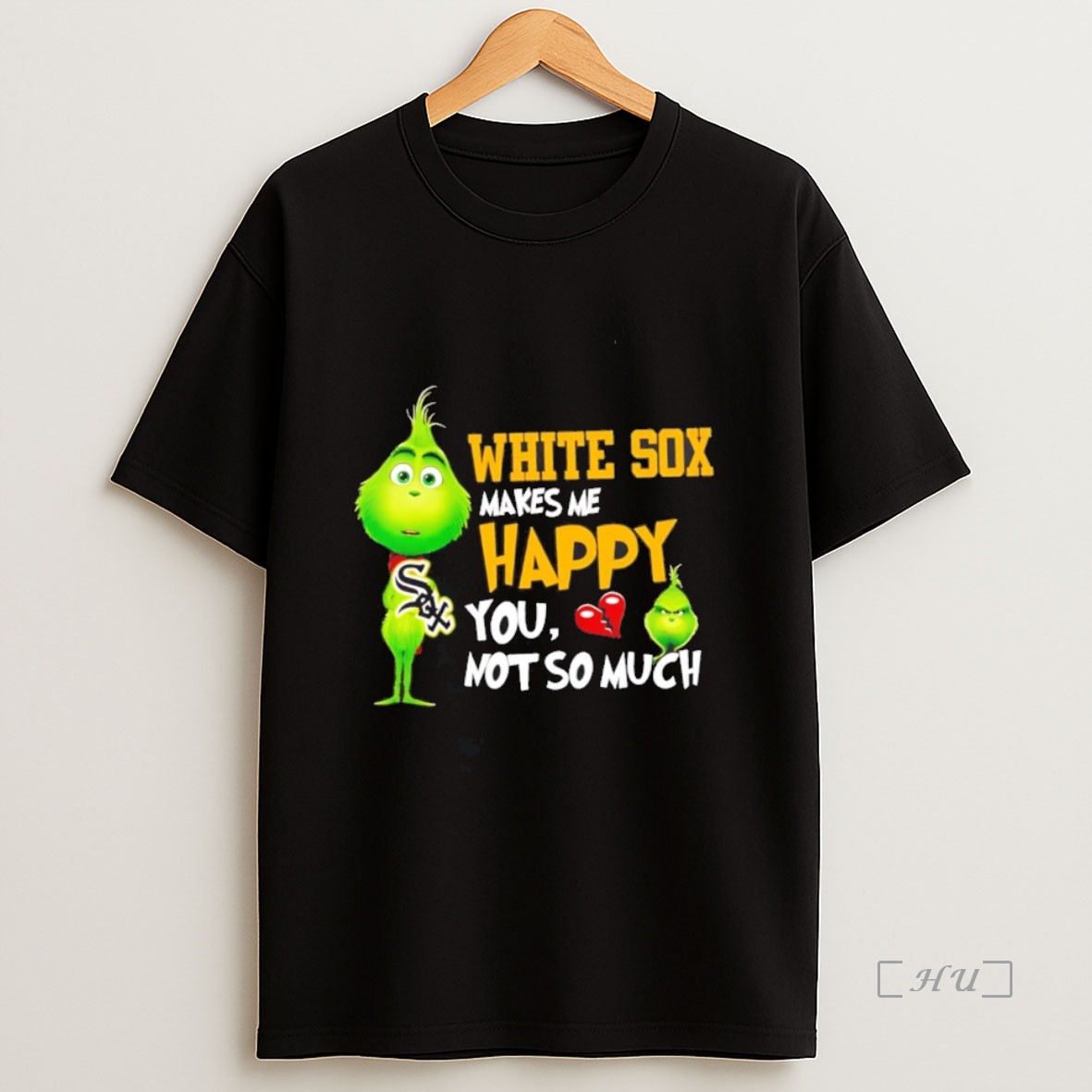 Officials Grinch Chicago White Sox Makes Me Happy You Not So Much Christmas Premium Shirt Sweatshirt Tee