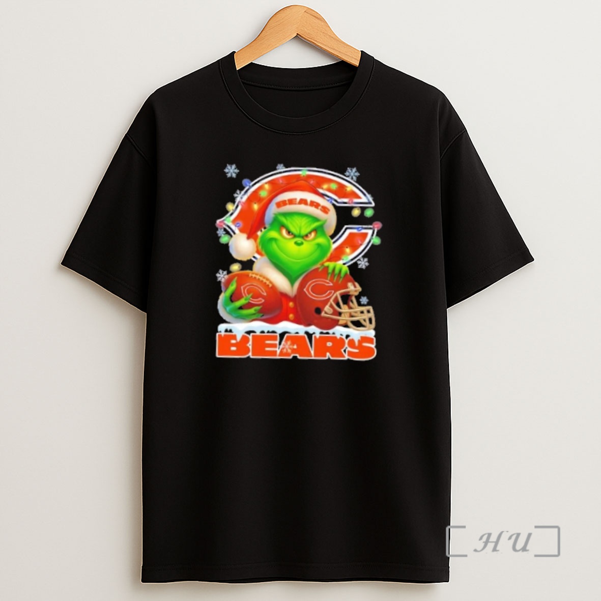 Officials Grinch Christmas Lights Holding A Ball And Smiling At Chicago Bears Fans Premium Shirt Sweatshirt Tee