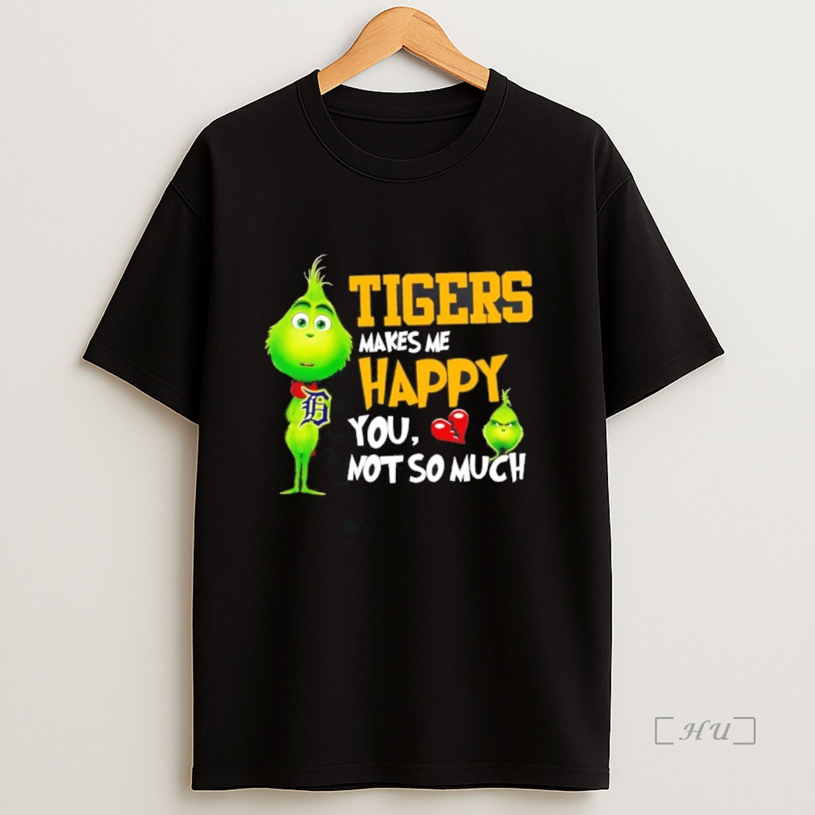 Officials Grinch Detroit Tigers Makes Me Happy You Not So Much Christmas Premium Shirt Sweatshirt Tee