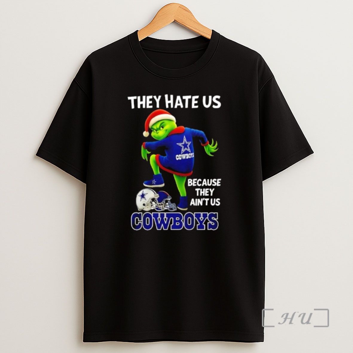 Officials Grinch Santa Hat They Hate Us Because They Aint Us Dallas Cowboys Premium Shirt Sweatshirt Tee
