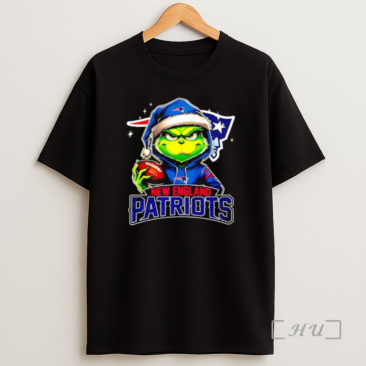 Officials Grinch Wearing Santa X New England Patriots Hat Christmas Premium Shirt Sweatshirt Tee