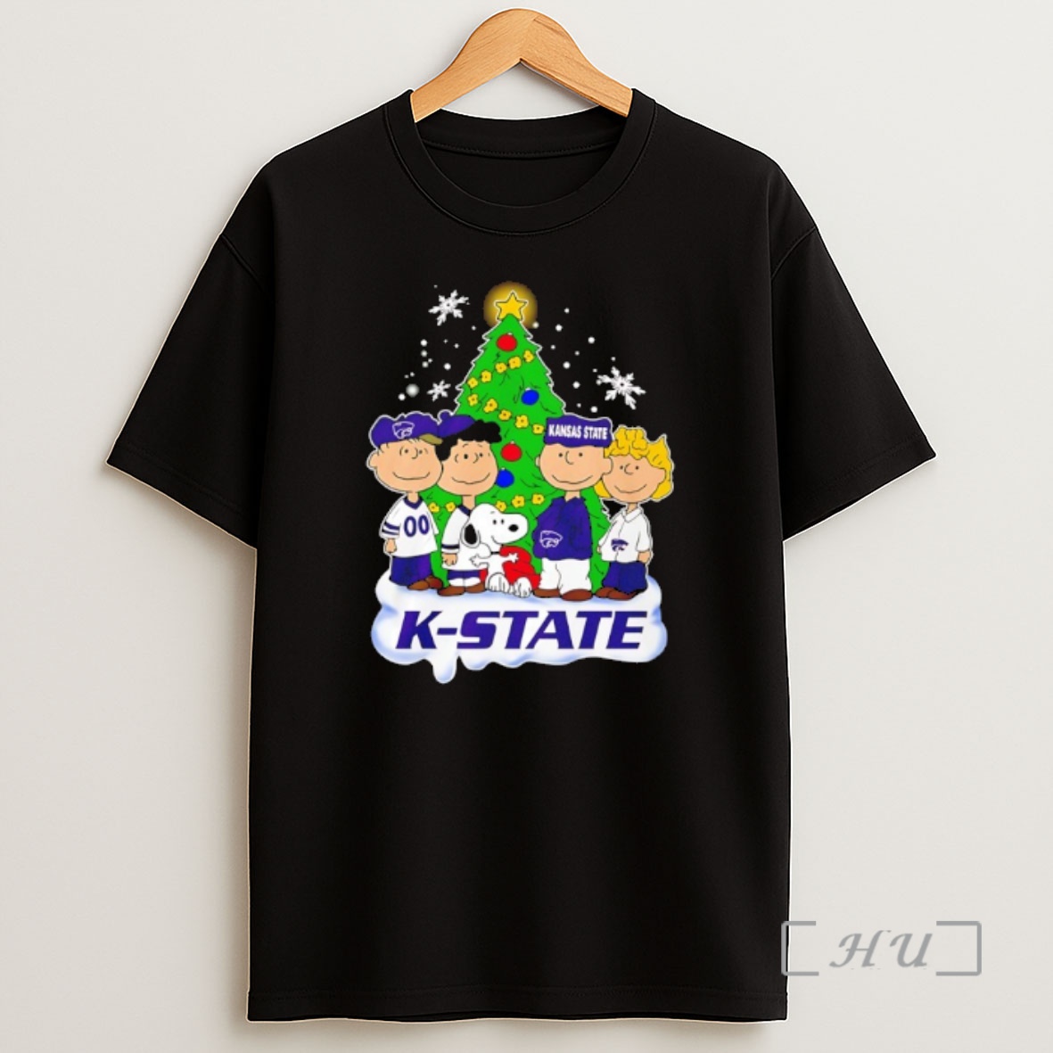 Officials Kansas State Wildcats Snoopy And The Peanuts Christmas 2025 Premium Shirt Sweatshirt Tee