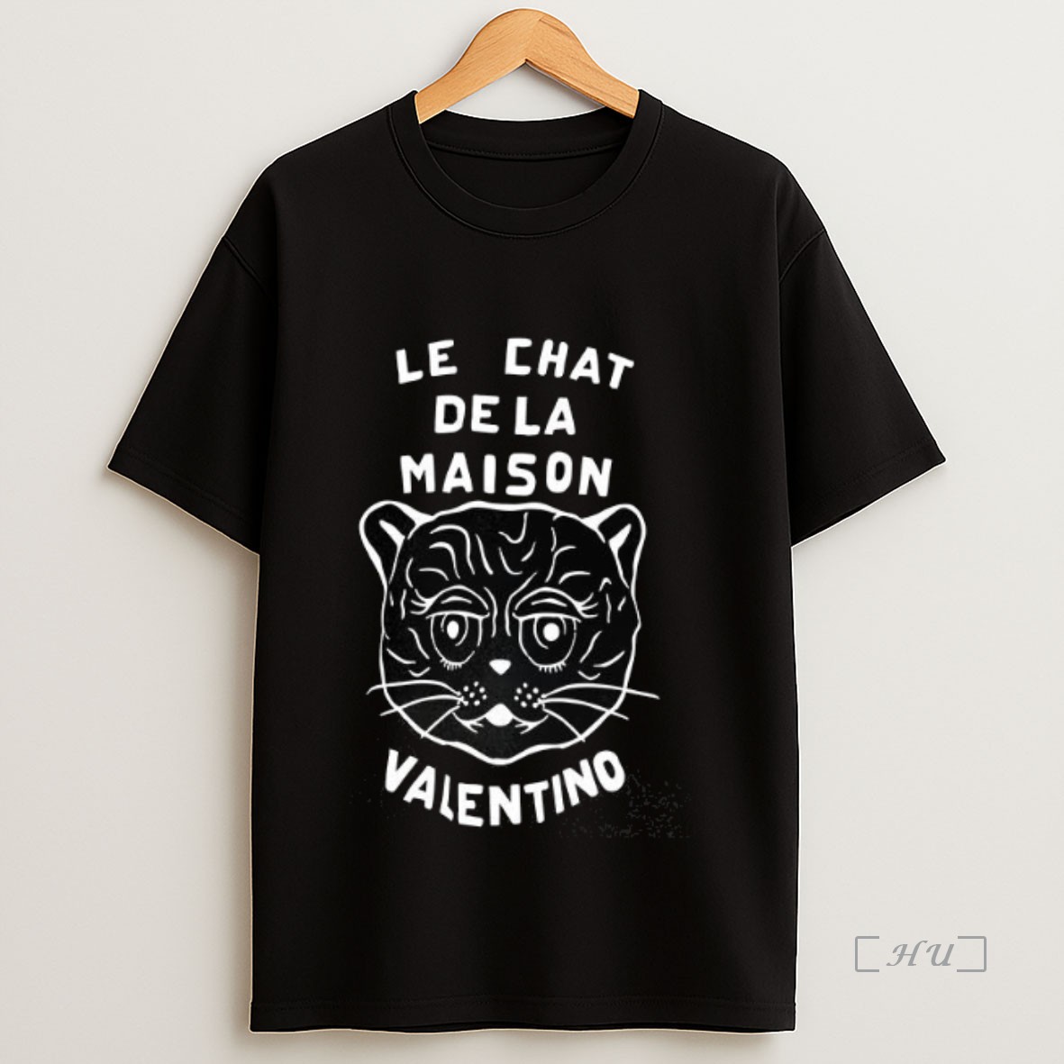 Officials Le Chat De La Maison Valentino Premium Shirt Sweatshirt Tee