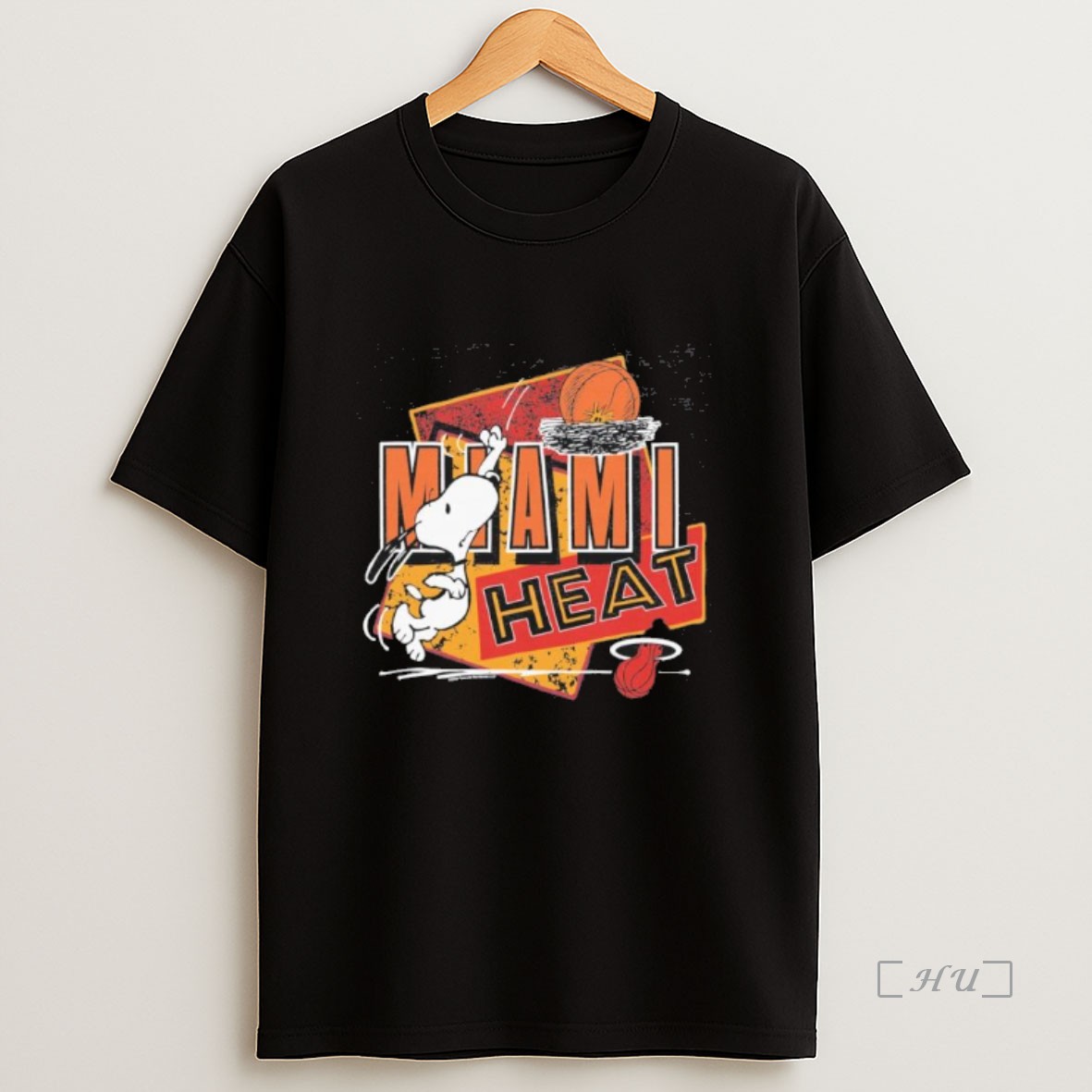 Officials Miami Heat X Snoopy Dunk Basketball Premium Shirt Sweatshirt Tee