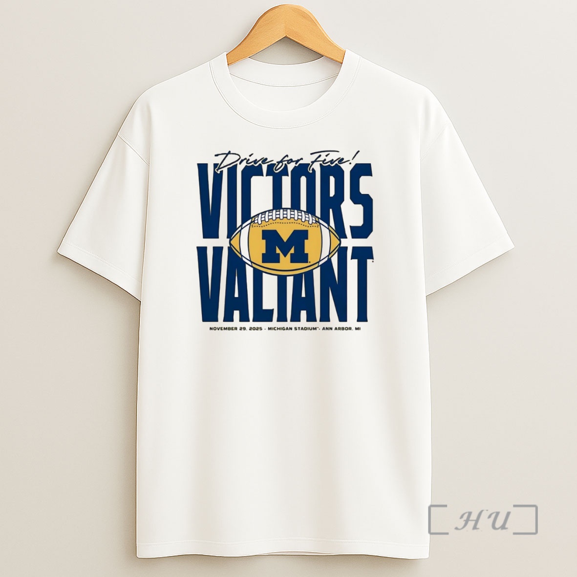 Officials Michigan Wolverines Drive For Five Victors Valiant 2025 Premium Shirt Sweatshirt Tee