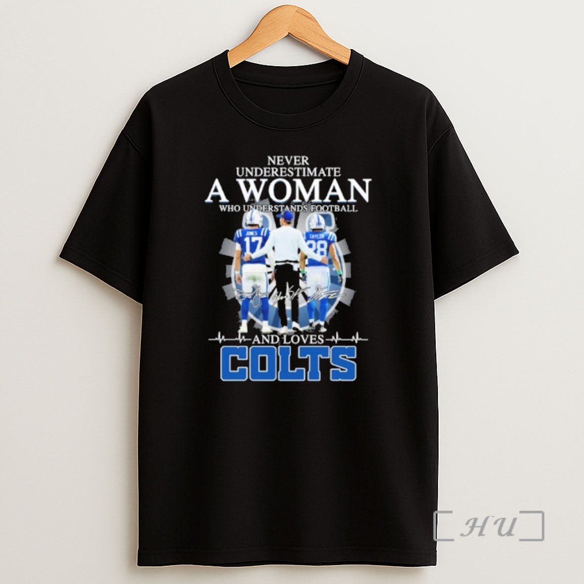 Officials Never Underestimate A Woman Who Understands Football And Loves Indianapolis Colts Players Premium Shirt Sweatshirt Tee