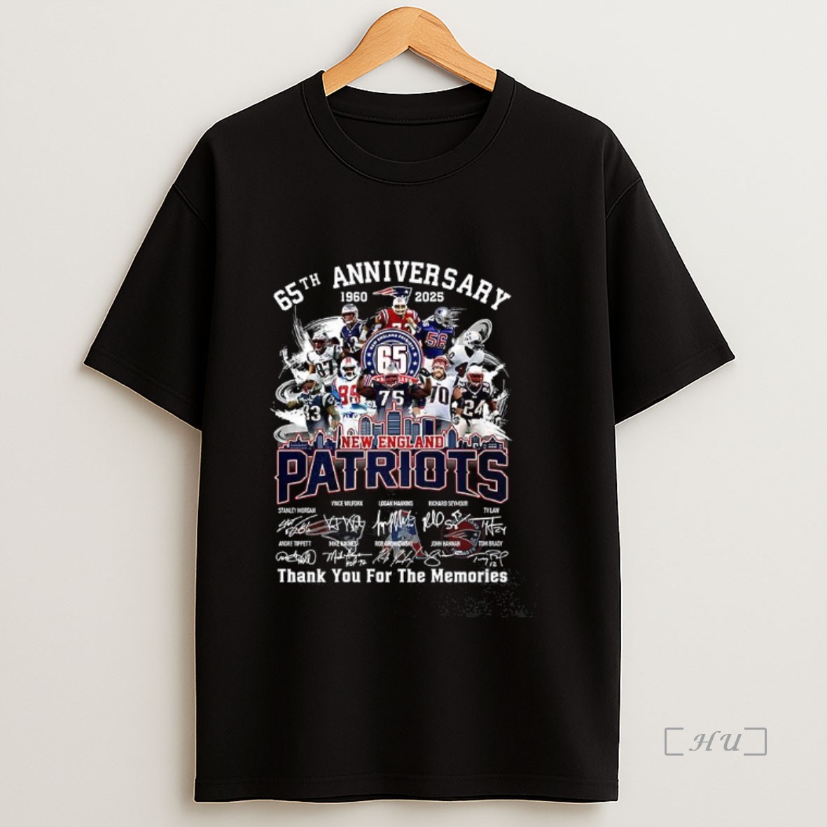 Officials New England Patriots 65th Anniversary 1960 2025 Thank You For The Memories Signature Premium Shirt Sweatshirt Tee