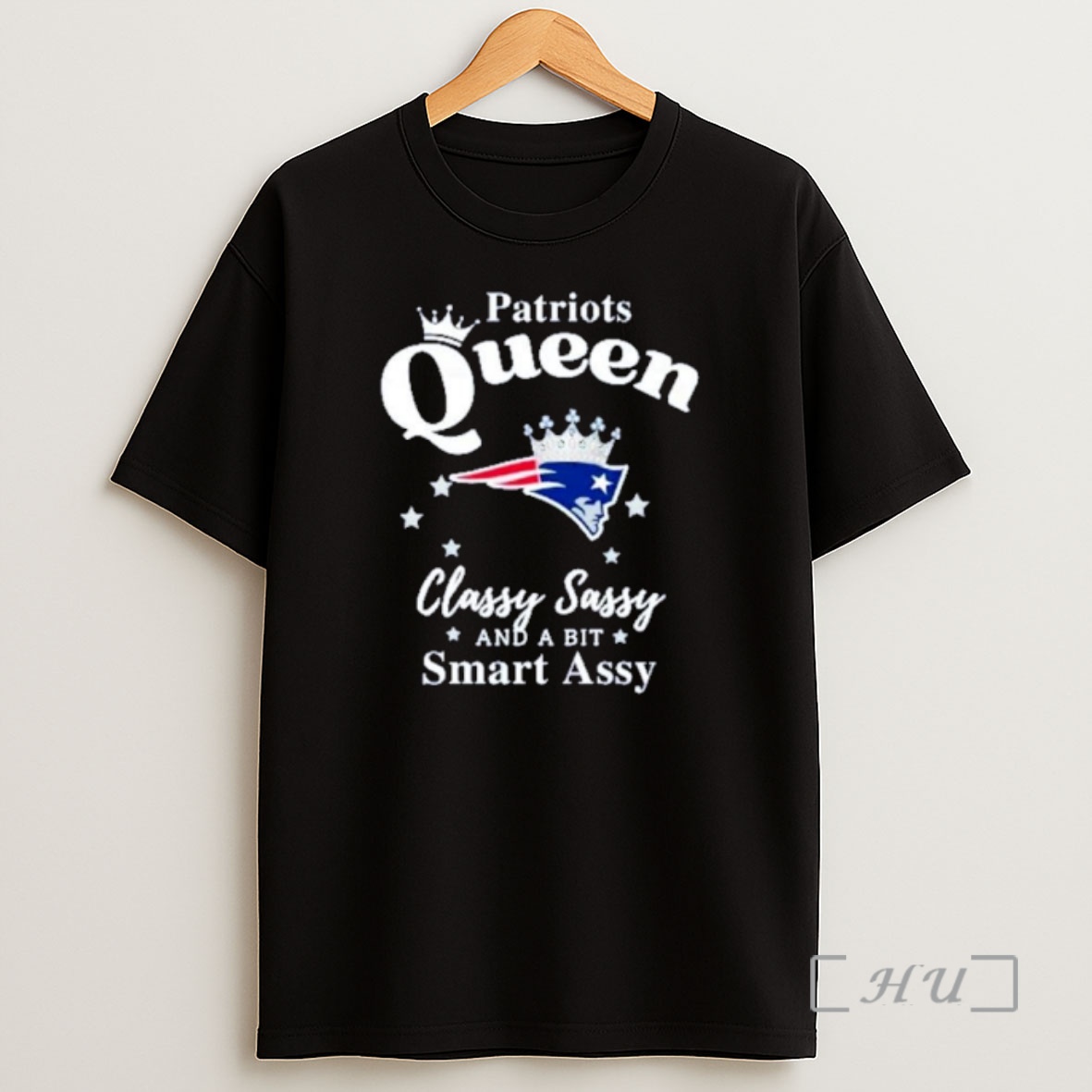 Officials New England Patriots Nfl Queen Classy Sassy And A Bit Smart Assy Ornaments Premium Shirt Sweatshirt Tee