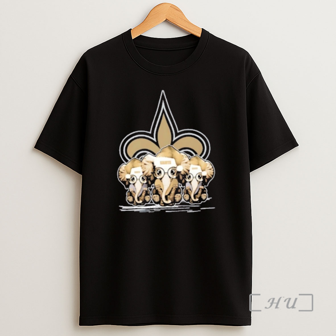 Officials New Orleans Saints X Elephants Santa Hat Merry Christmas Premium Shirt Sweatshirt Tee