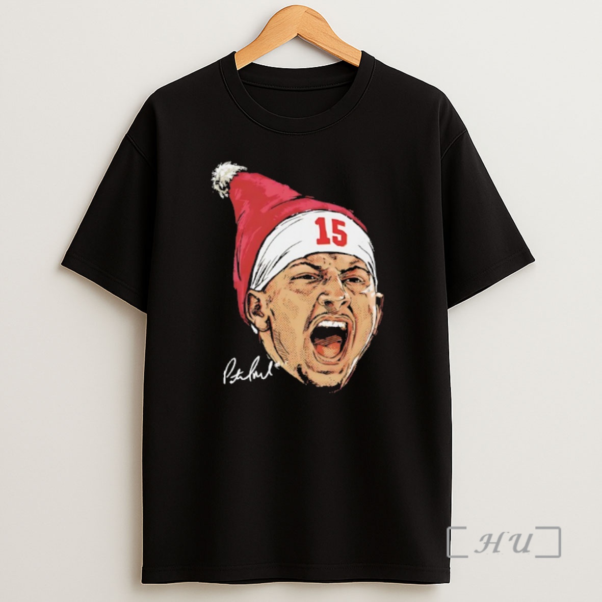 Officials Patrick Mahomes Kansas City Chiefs In Christmas Santa Hat Signature Premium Shirt Sweatshirt Tee