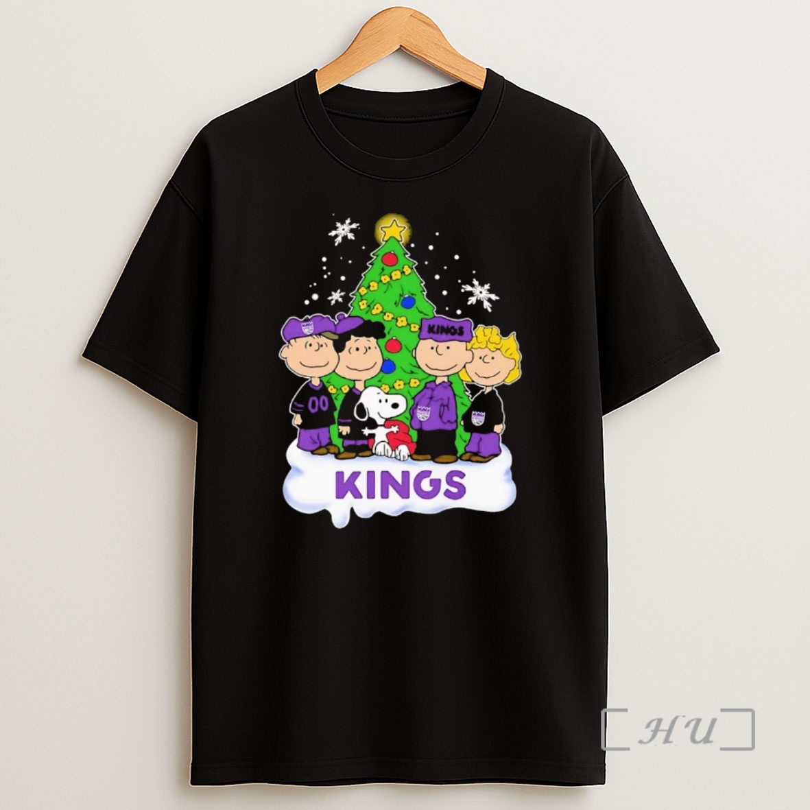 Officials Peanuts Sacramento Kings Christmas Premium Shirt Sweatshirt Tee