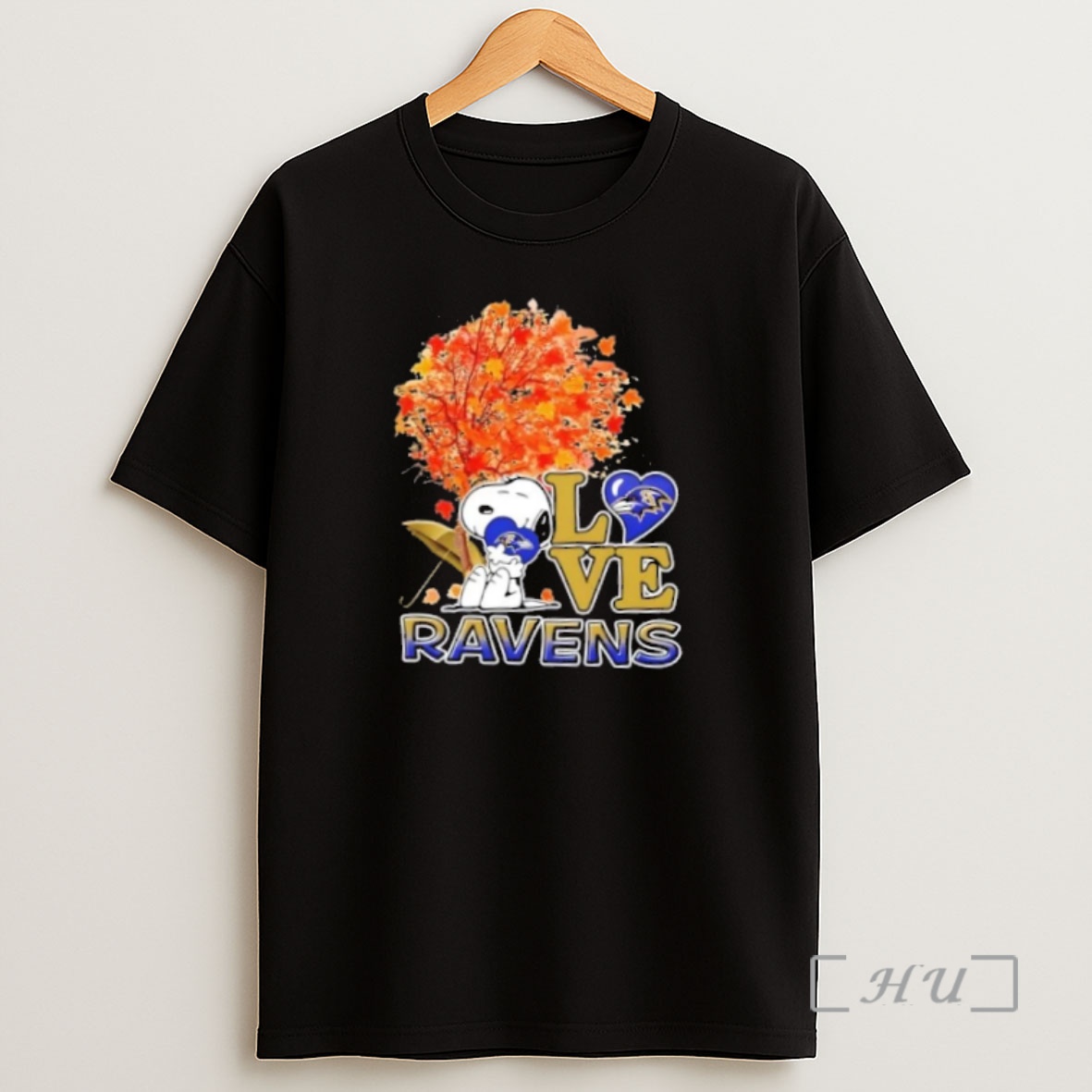 Officials Peanuts Snoopy Hug Heart I Love Baltimore Ravens Premium Shirt Sweatshirt Tee