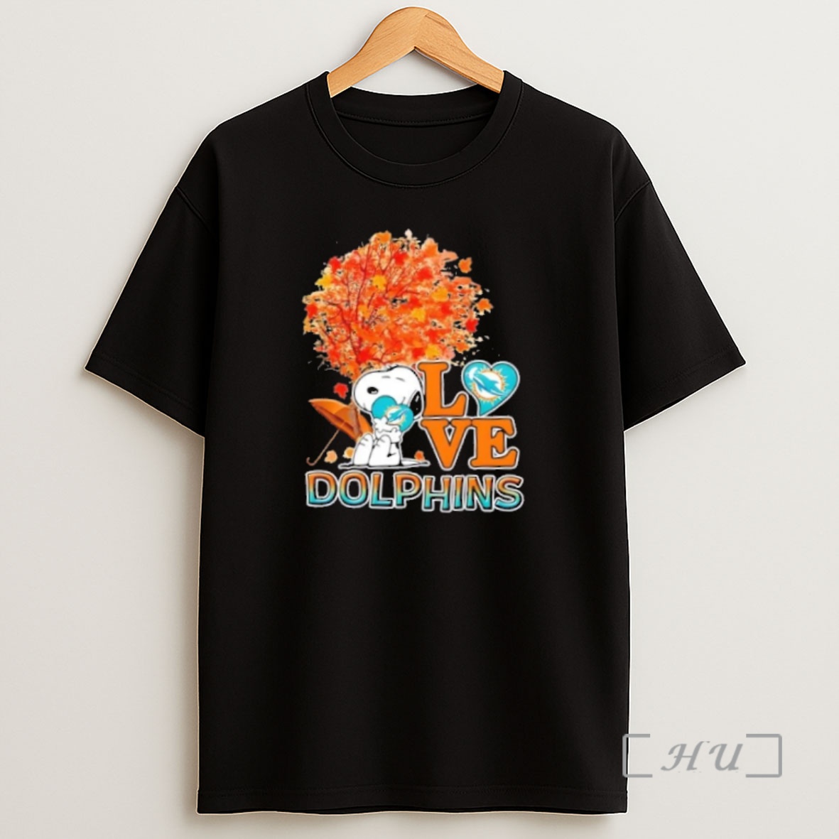 Officials Peanuts Snoopy Hug Heart I Love Miami Dolphins Premium Shirt Sweatshirt Tee