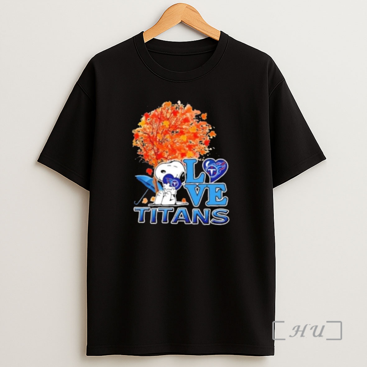 Officials Peanuts Snoopy Hug Heart I Love Tennessee Titans Premium Shirt Sweatshirt Tee
