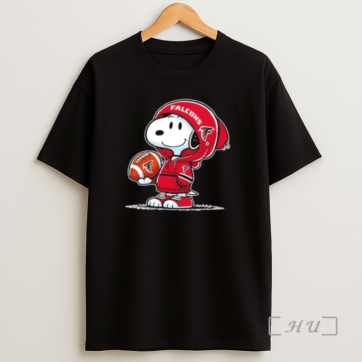 Officials Peanuts Snoopy Wearing Atlanta Falcons And Smilling At Fans Premium Shirt Sweatshirt Tee