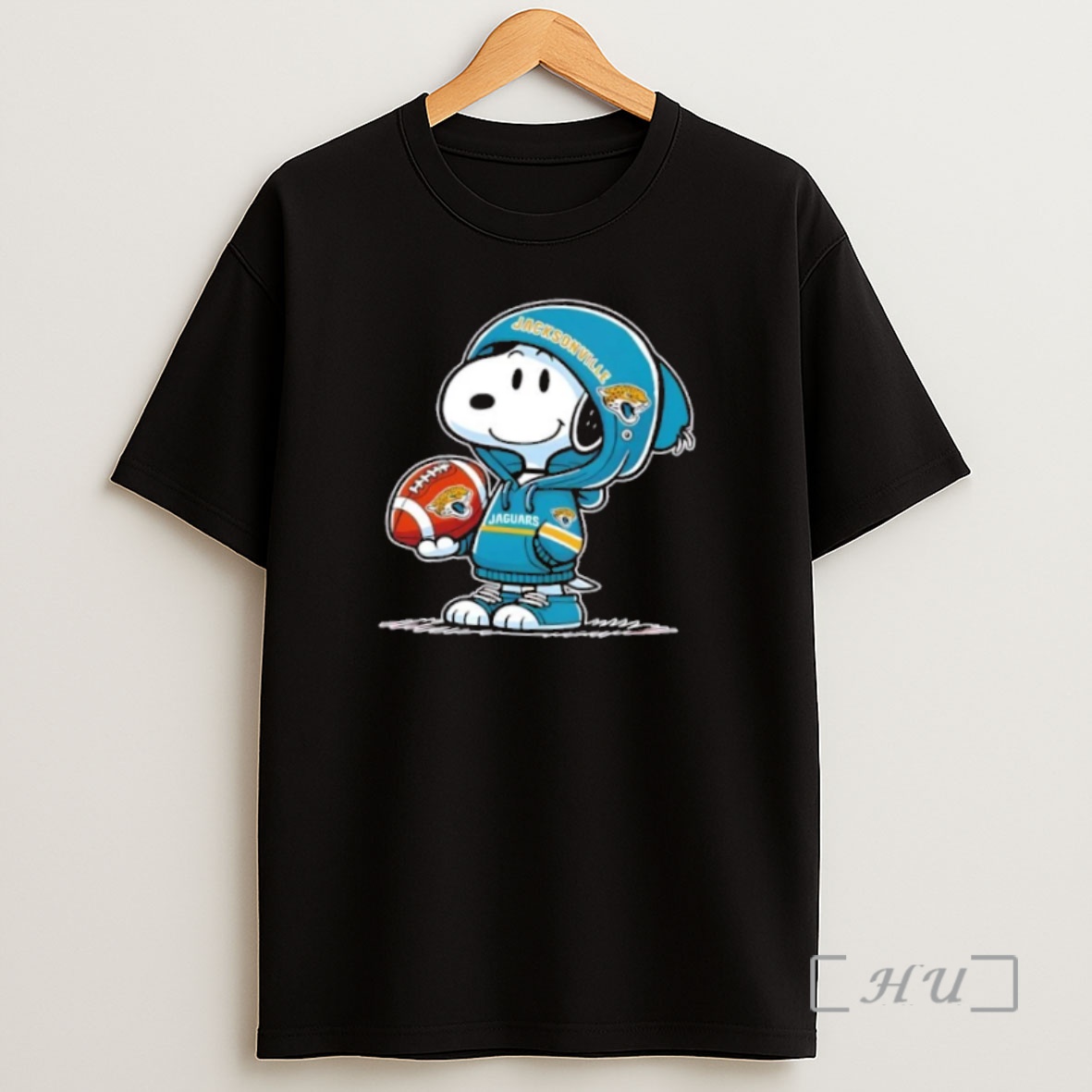 Officials Peanuts Snoopy Wearing Jacksonville Jaguars And Smilling At Fans Premium Shirt Sweatshirt Tee