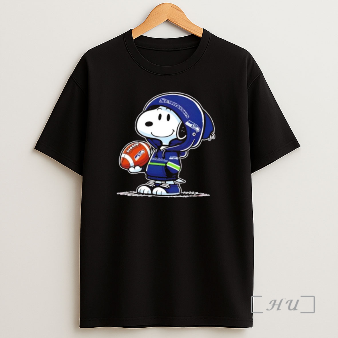 Officials Peanuts Snoopy Wearing Seattle Seahawks And Smilling At Fans Premium Shirt Sweatshirt Tee