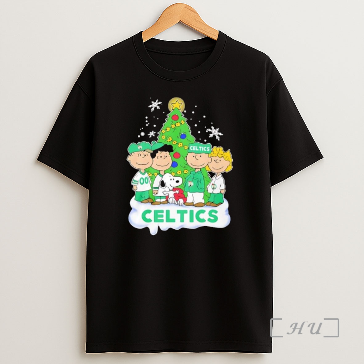 Officials Peanuts Comic Christmas Tree In Boston Celtics Graphic Premium Shirt Sweatshirt Tee