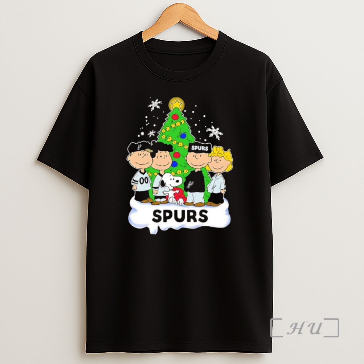 Officials Peanuts Comic Christmas Tree In San Antonio Spurs Graphic Premium Shirt Sweatshirt Tee