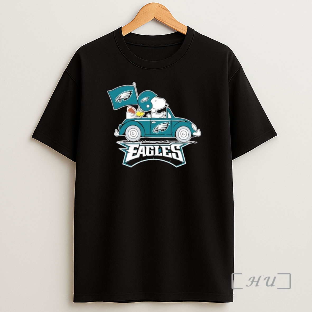 Officials Philadelphia Eagles Football X Snoopy Drive Car Premium Shirt Sweatshirt Tee