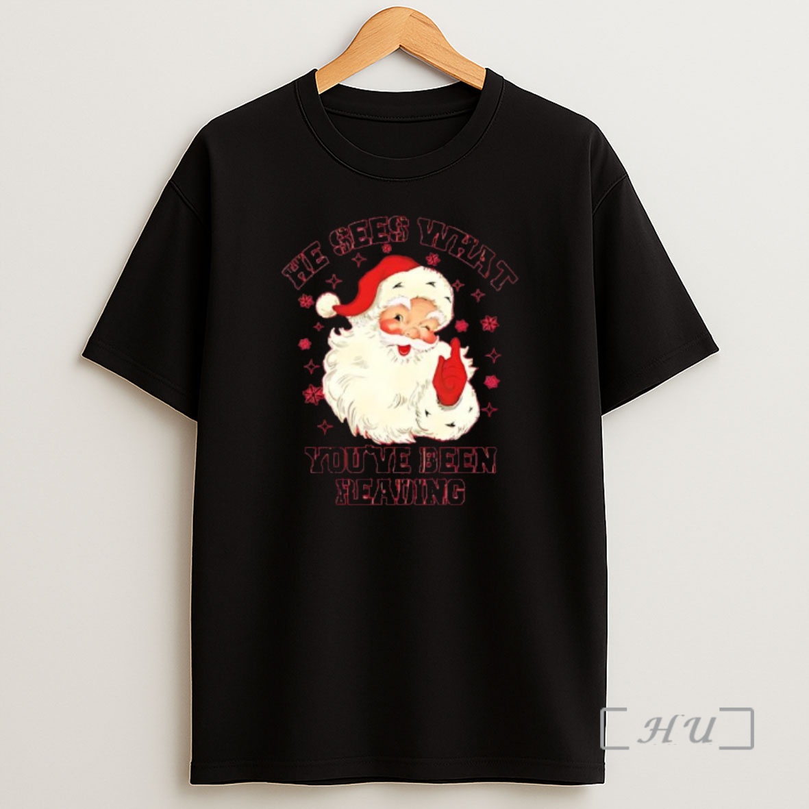 Officials Santa Claus He Sees What Youve Been Readin Premium Shirt Sweatshirt Tee